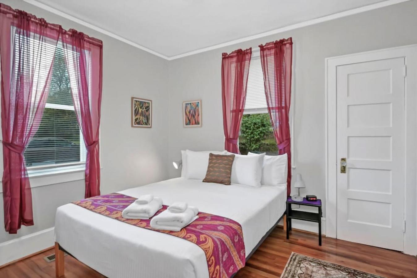 Unique 3br - Sleeps 6 Hébergement de vacances *