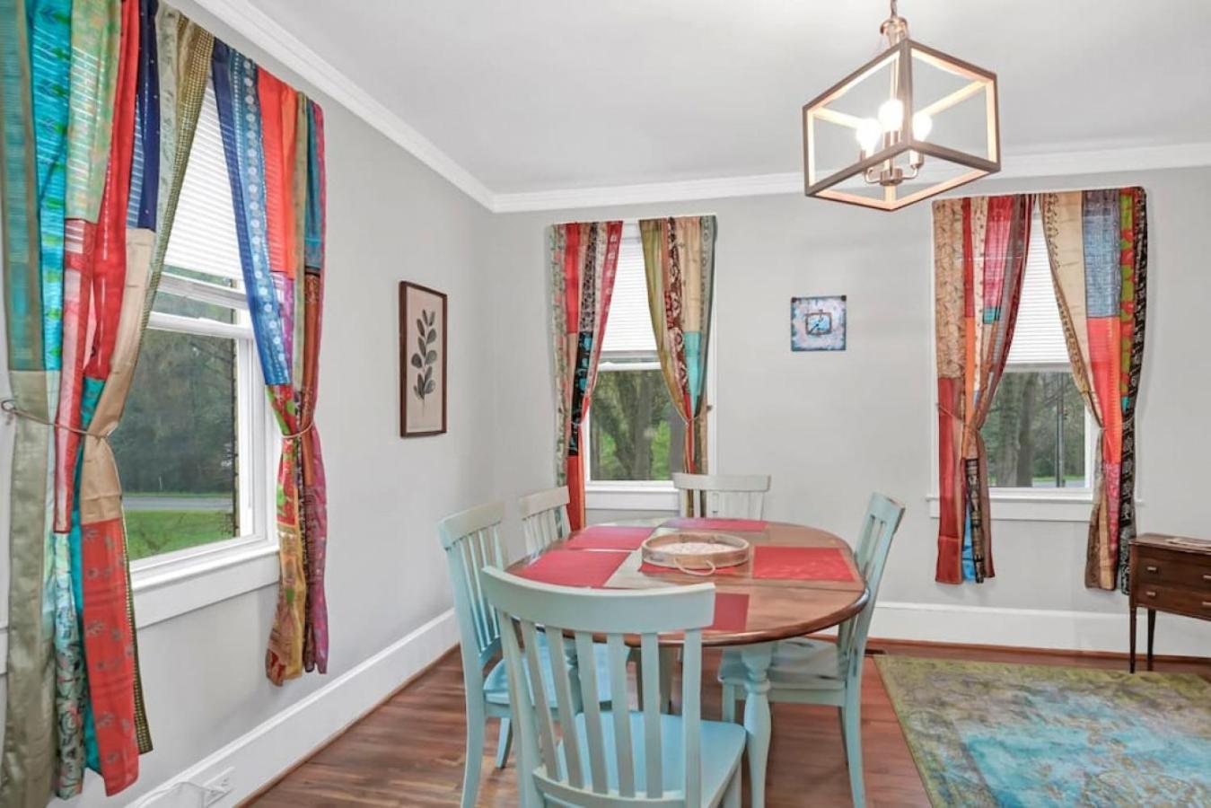 Unique 3br - Sleeps 6 Hébergement de vacances